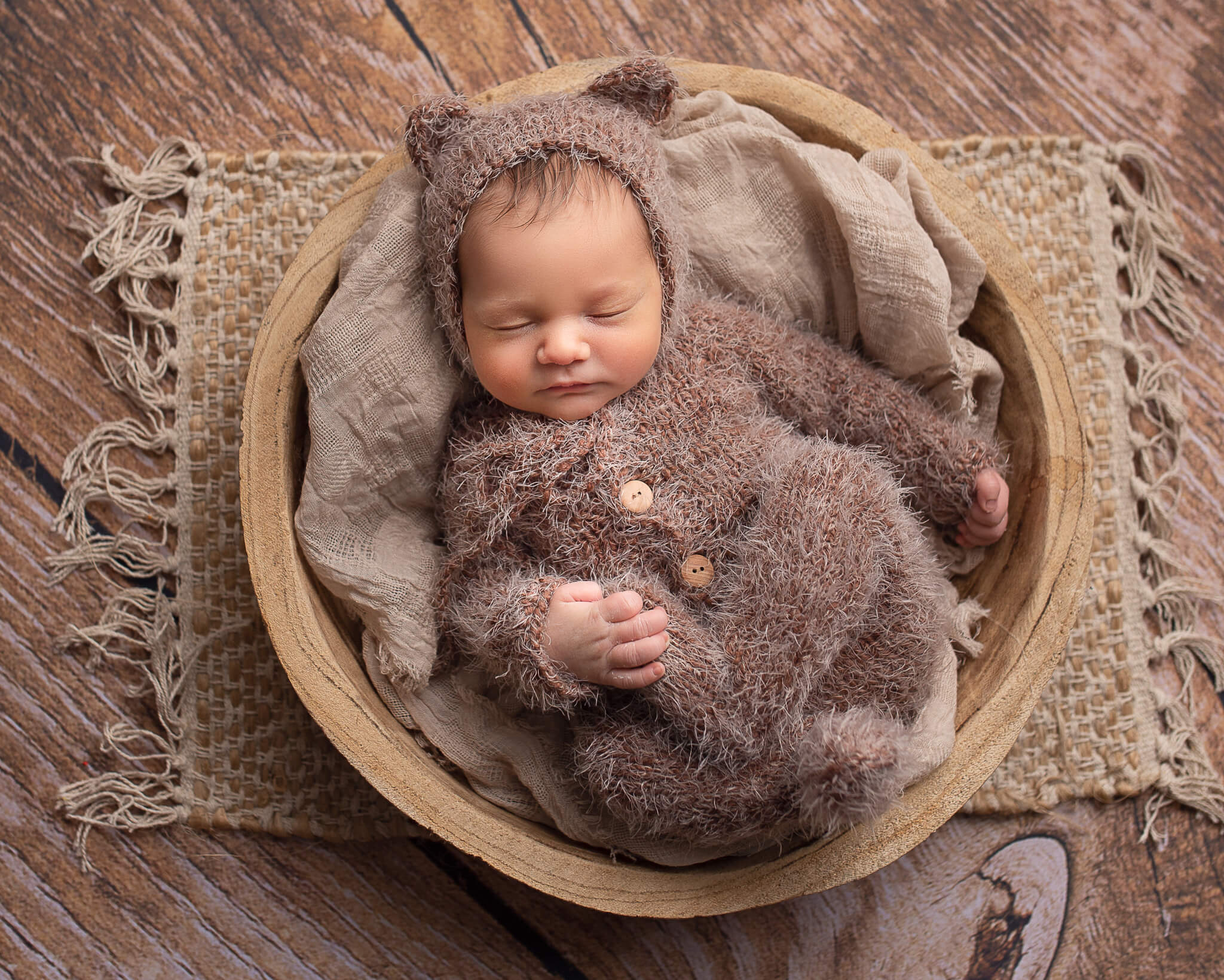 ideal room temperature for a newborn cover photo