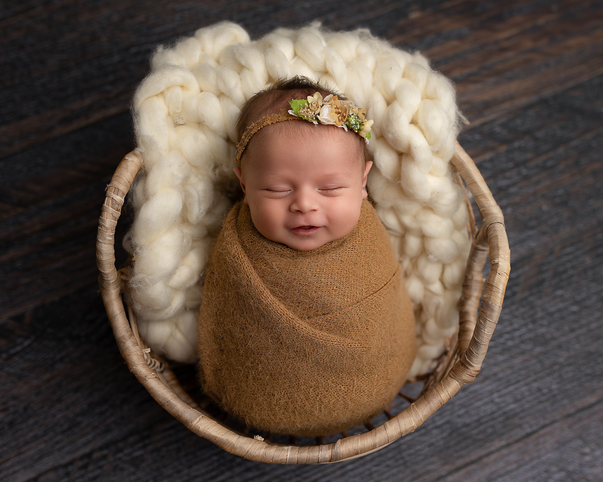 how to prepare baby for newborn photography session